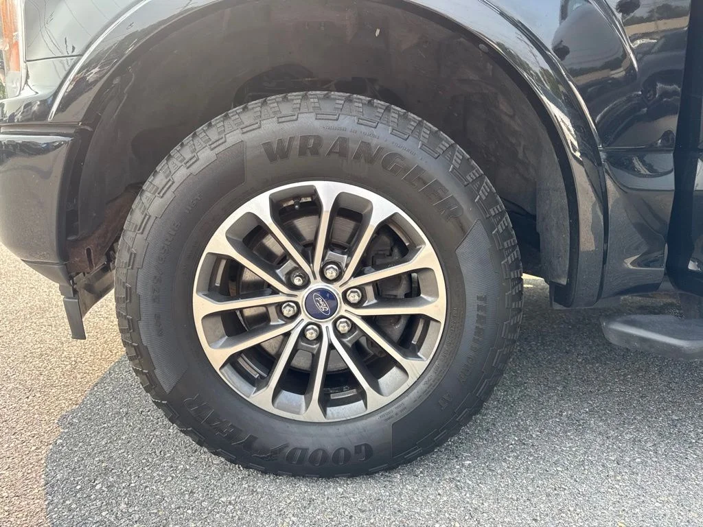 Certified Used 2018 Black Ford XLT image 27