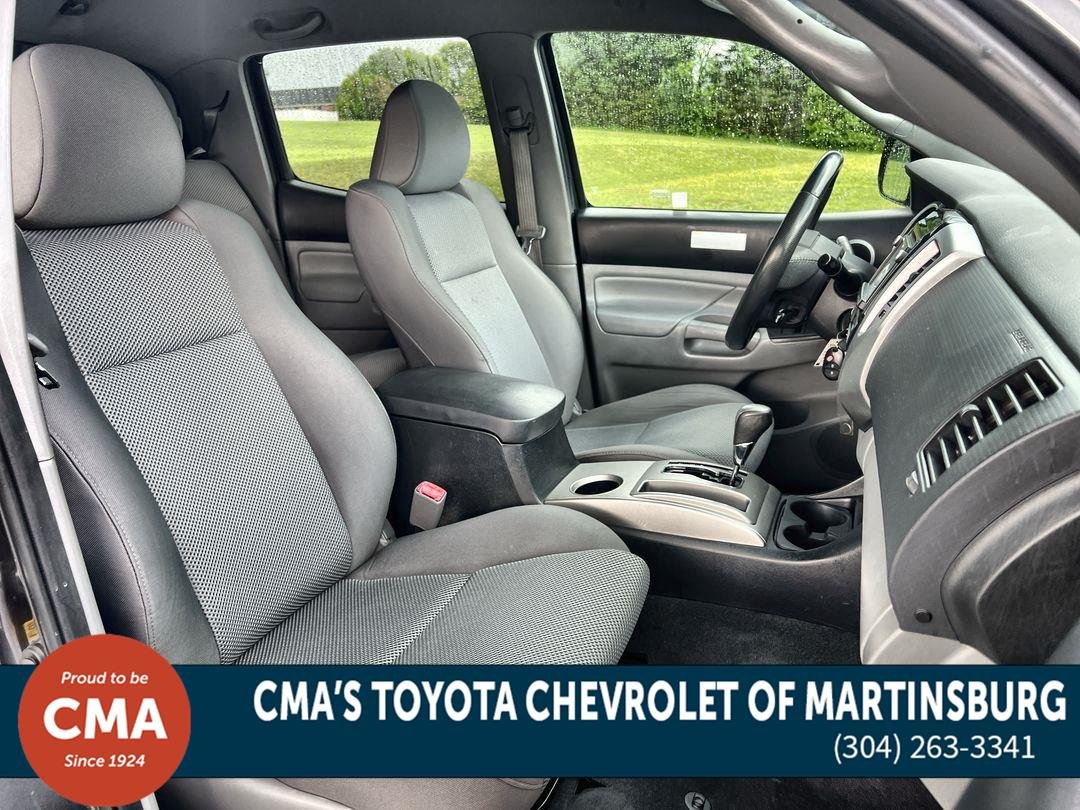 Used 2015 Magnetic Gray Metallic Toyota SR5 image 21