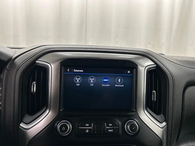 Used 2023 White Chevrolet LT image 13