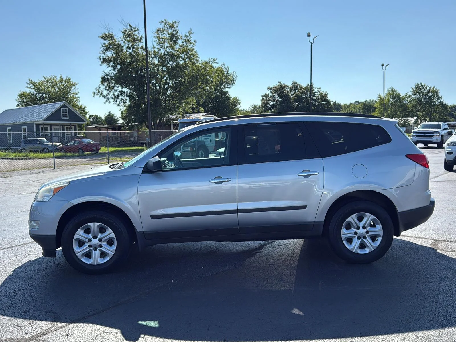 Used 2012 Chevrolet Traverse LS with VIN 1GNKREED0CJ391938 for sale in West Union, OH