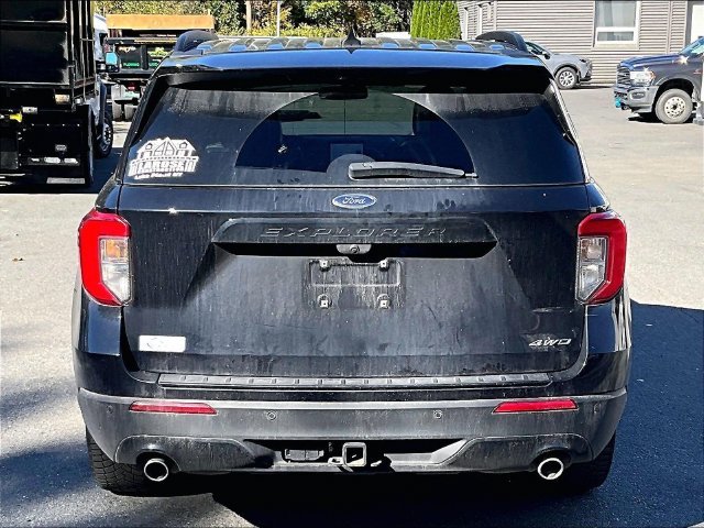 Used 2023 Black Metallic Ford ST-Line image 5
