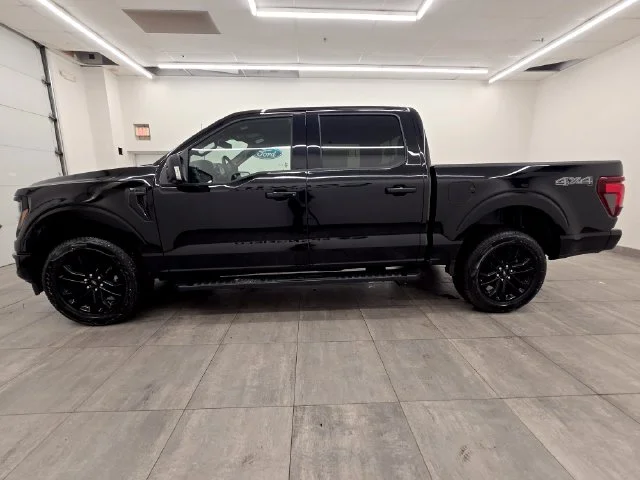 New 2026 Agate Black Metallic Ford XLT image 2