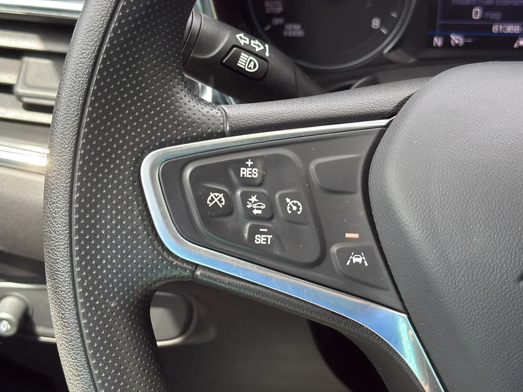 Used 2023 Gray Chevrolet LT image 17