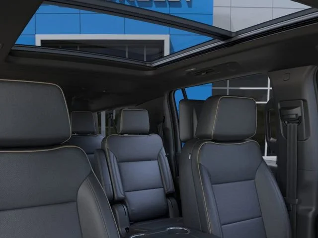 2025 Chevrolet Suburban Premier - Photo 24