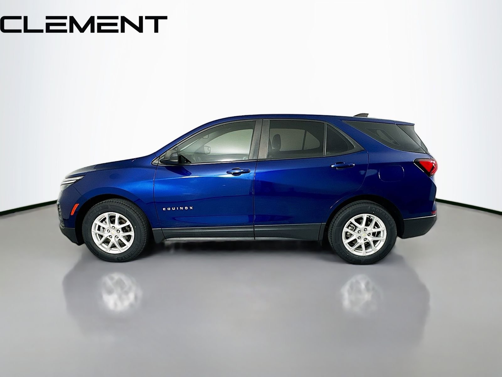 2022 Chevrolet Equinox LS - Photo 6