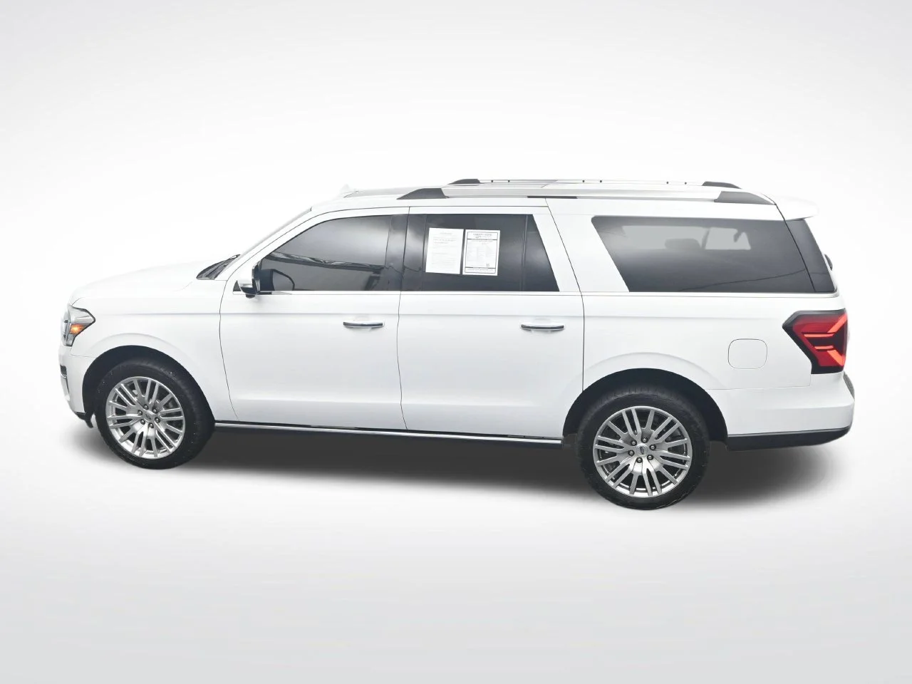 Used 2023 Oxford White Ford Limited image 44