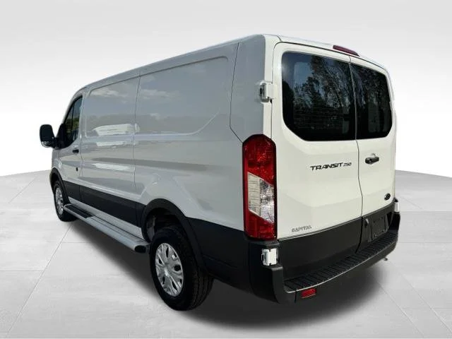 Used 2025 White Ford Base image 5