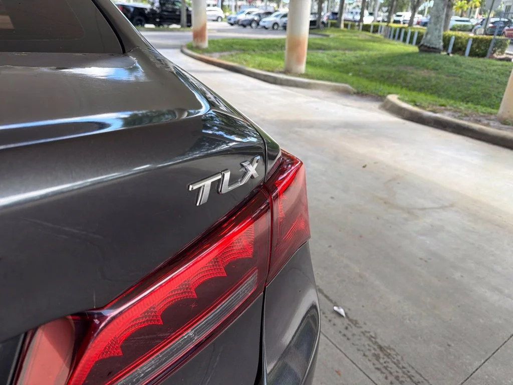 Used 2015 Black Acura Tech image 9