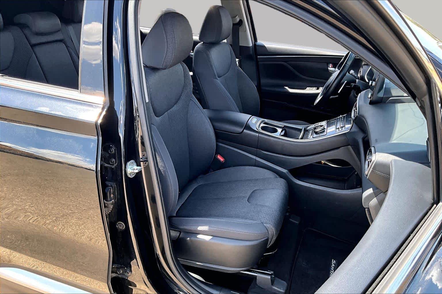 Used 2022 Twilight Black Hyundai SEL image 9