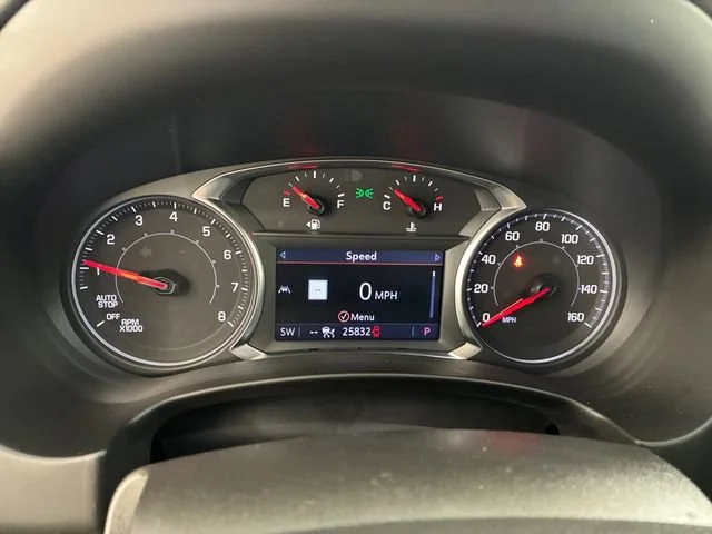 Certified Used 2024 Sterling Metallic GMC SLT image 25