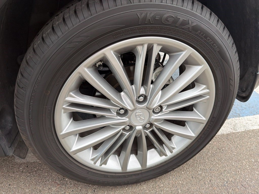 Used 2021 Ultra Black Hyundai SEL image 10
