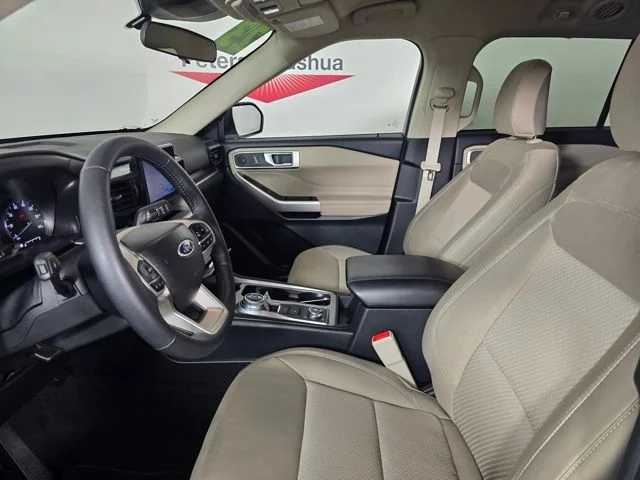 Used 2023 White Ford XLT image 17