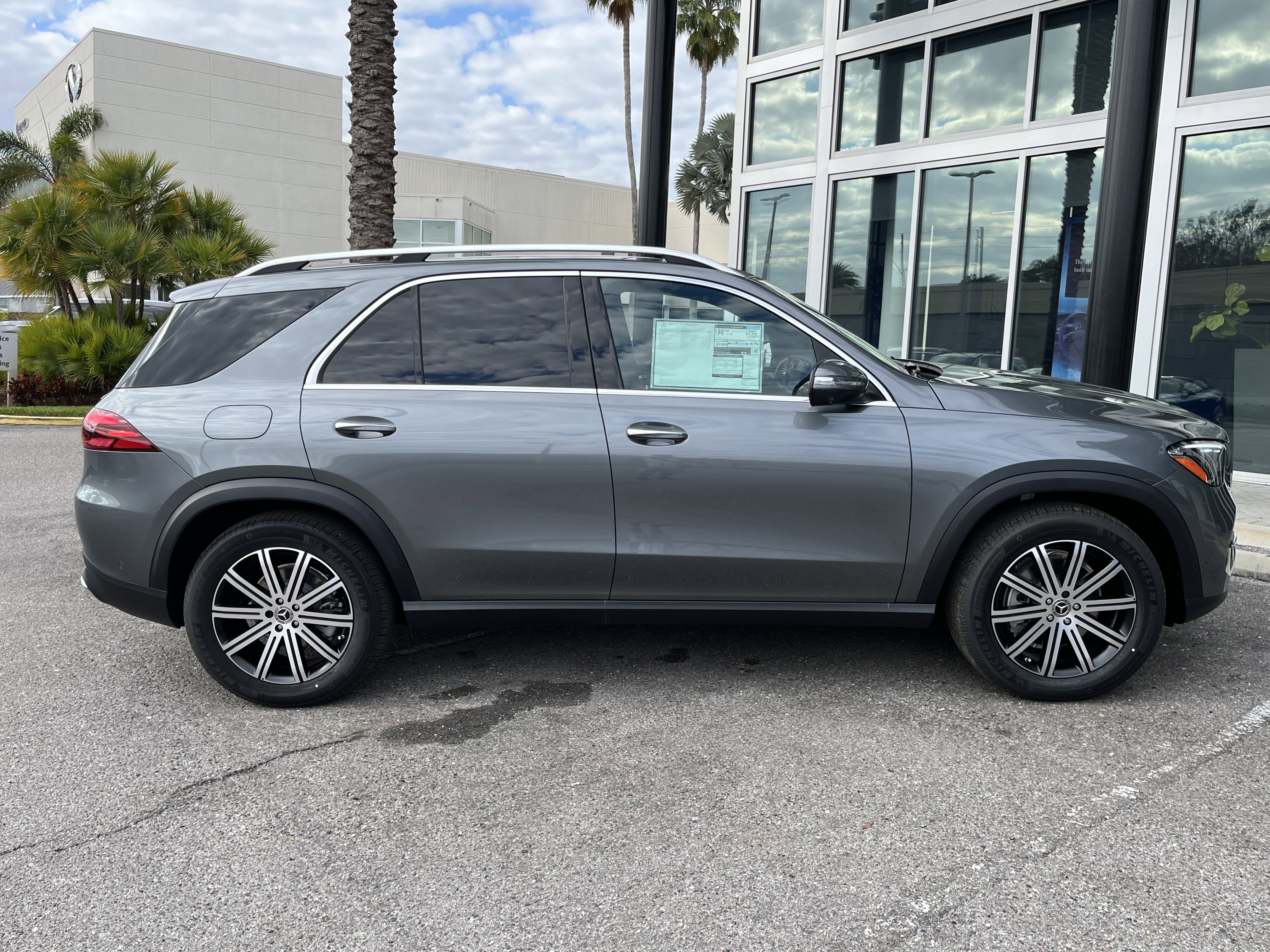 New 2026 Selenite Grey Metallic Mercedes-Benz GLE 350 image 8