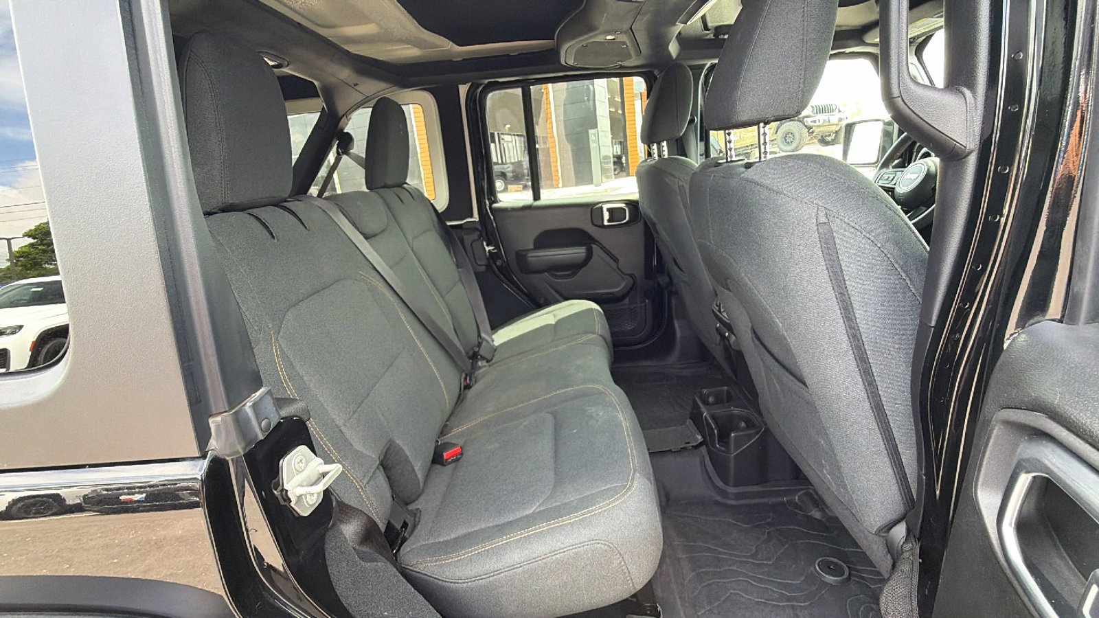 Used 2024 Black Clearcoat Jeep Sport S image 17