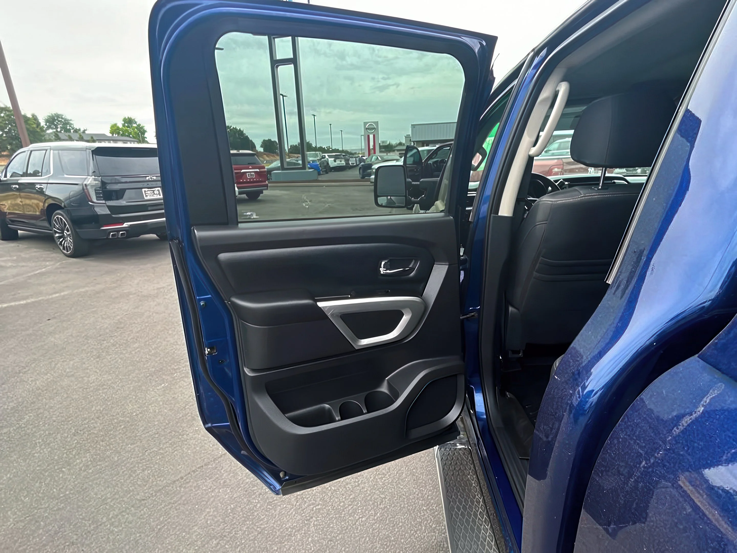 2019 Nissan Titan SV - Photo 30