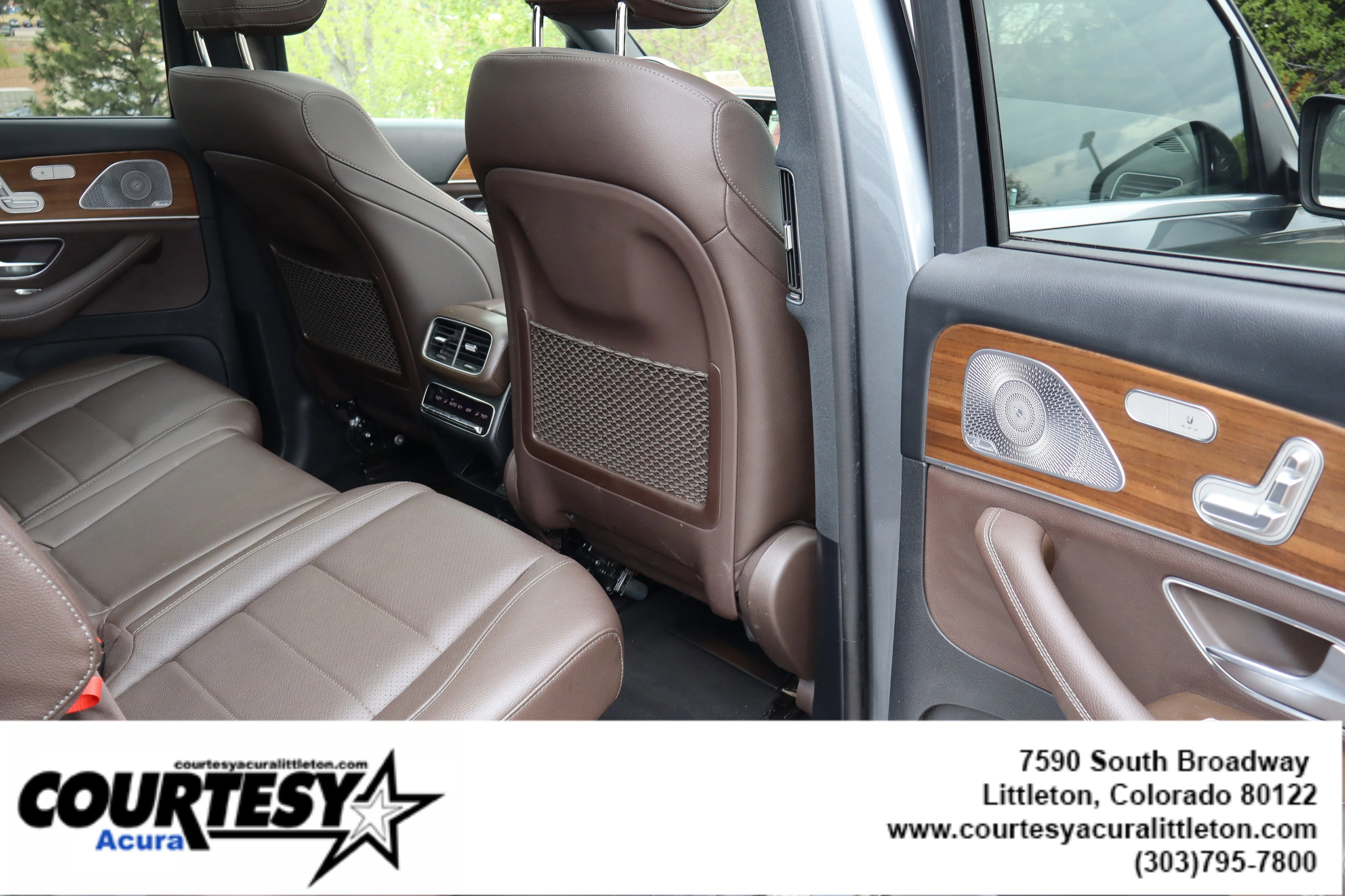 Used 2021 Gray Mercedes-Benz GLS 450 image 33