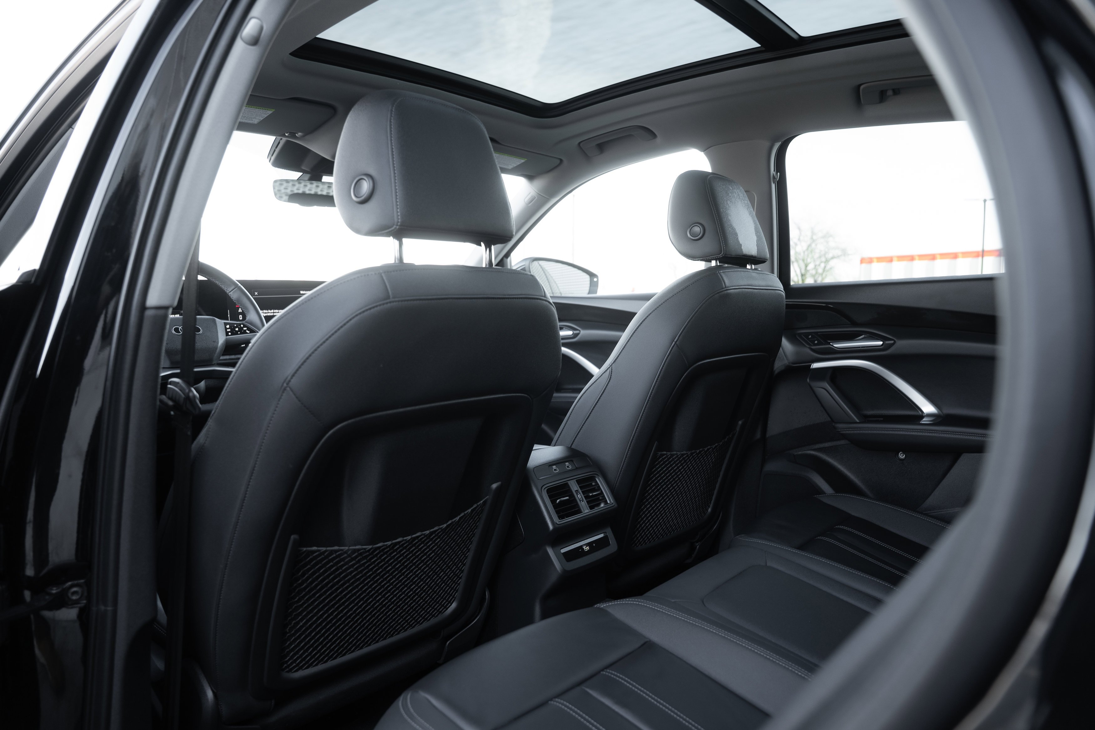Certified Used 2025 Mythos Black Metallic Audi Premium image 25