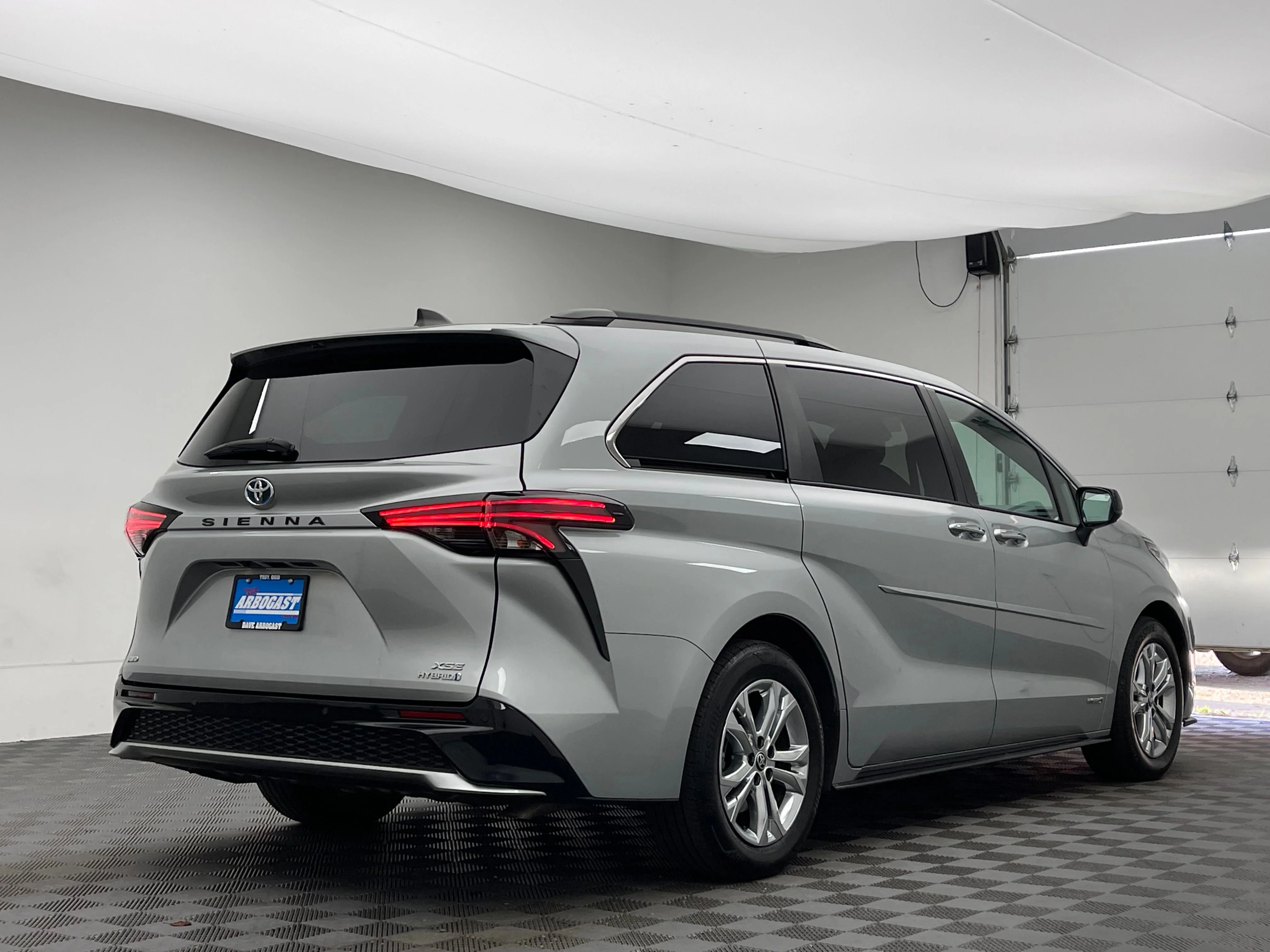 Used 2021 Celestial Silver Metallic Toyota XSE image 9