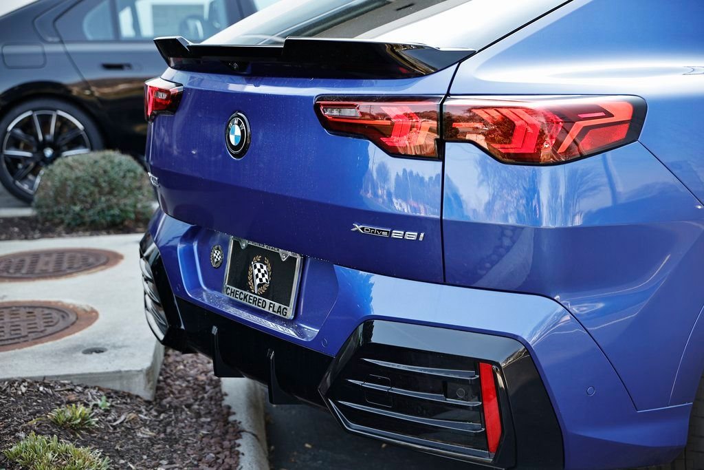 New 2026 Portimao Blue Metallic BMW xDrive28i image 9