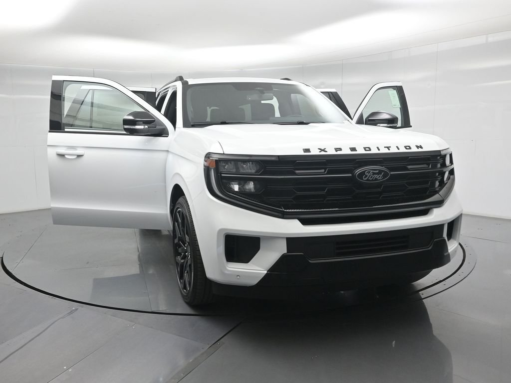 New 2026 Oxford White Ford Platinum image 26