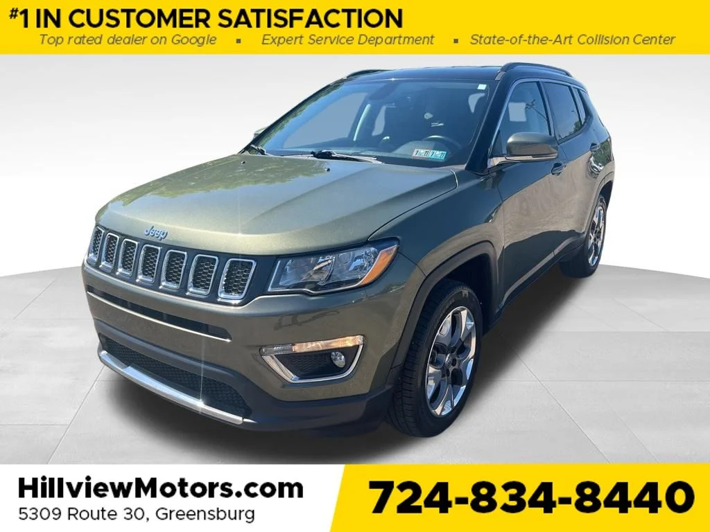 Used 2019 Olive Green Pearlcoat Jeep Limited image 1