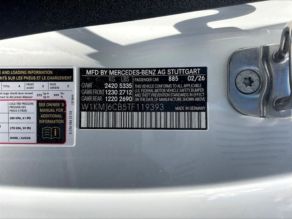 Used 2026 MANUFAKTUR Moonlight White Metallic Mercedes-Benz CLE 53 AMG® image 19