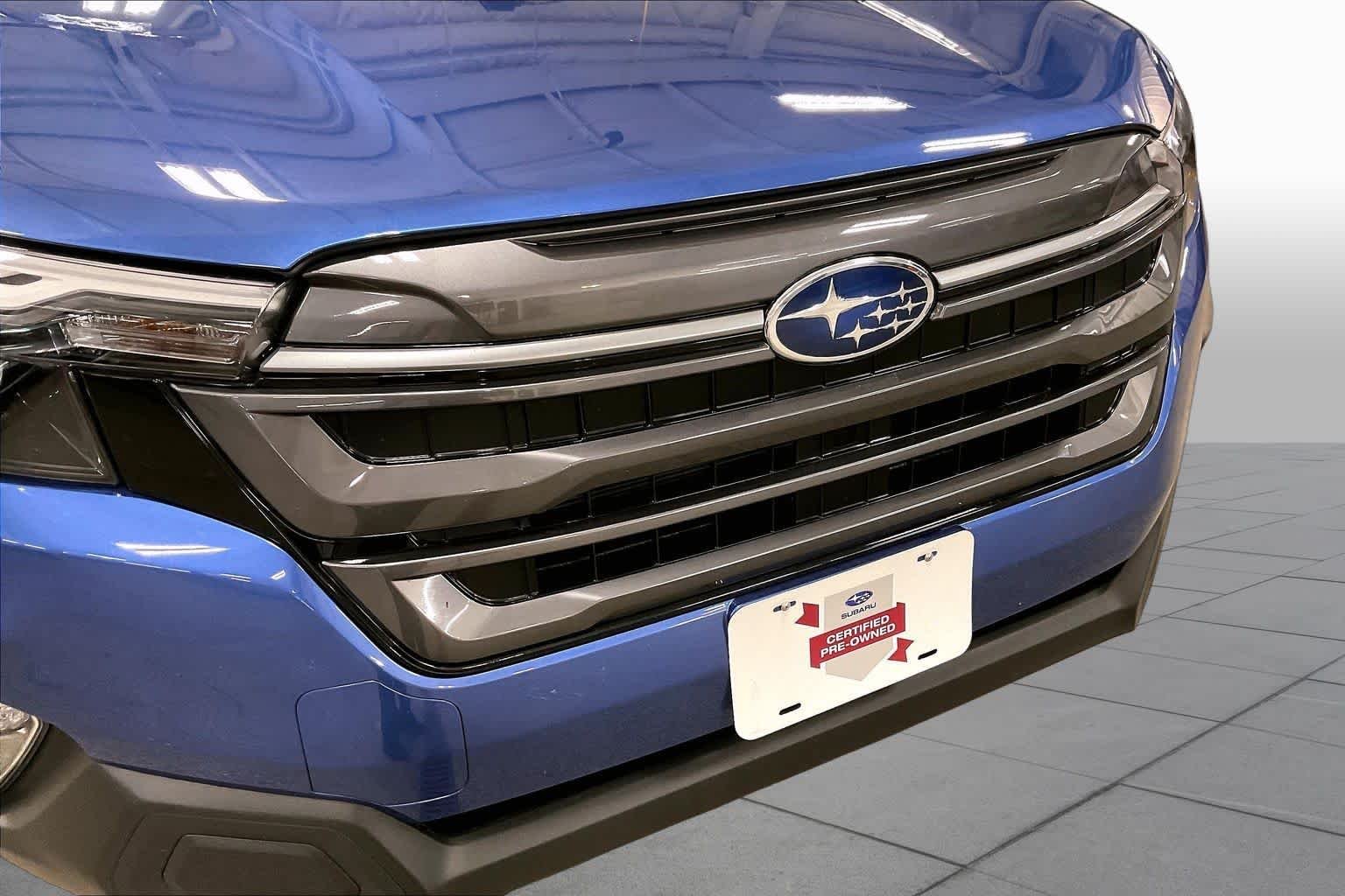 Used 2026 Daybreak Blue Pearl Subaru Premium image 29