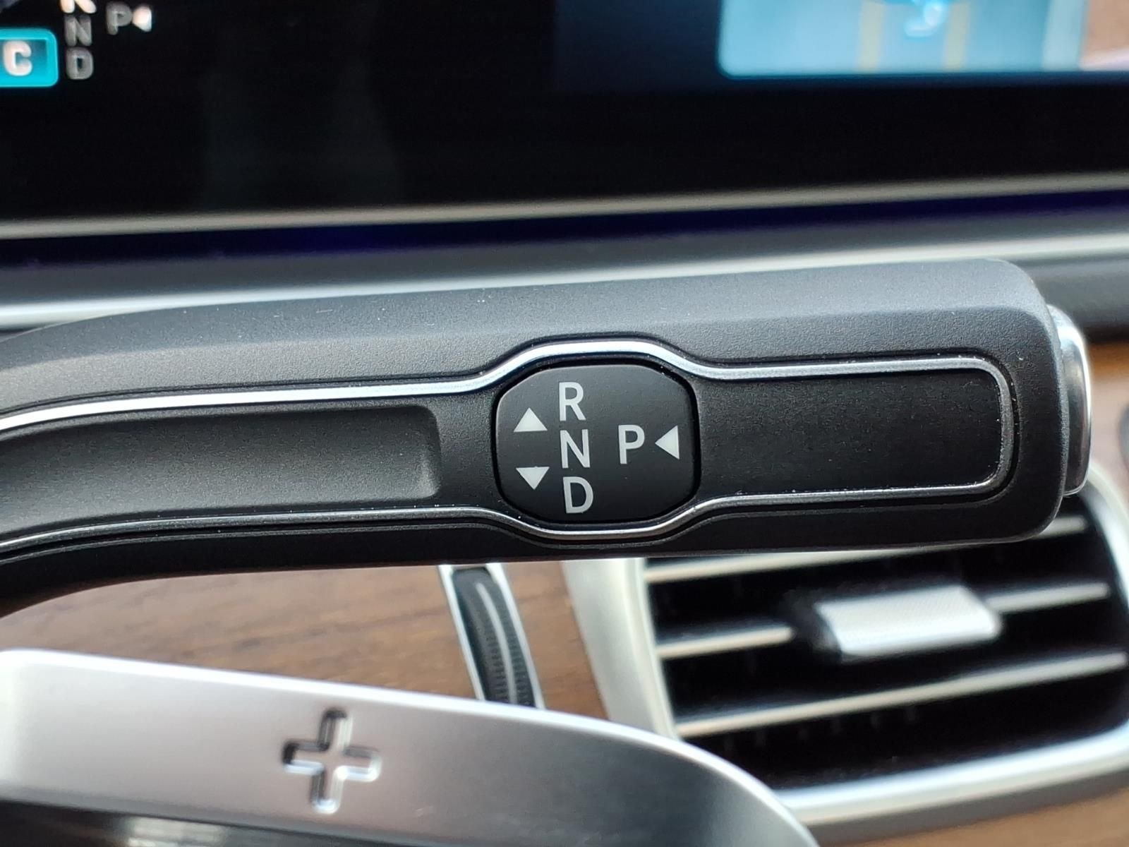 Certified Used 2025  Mercedes-Benz GLE 350 image 28