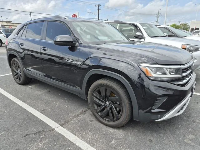 2022 Volkswagen Atlas Cross Sport SE w/Tech