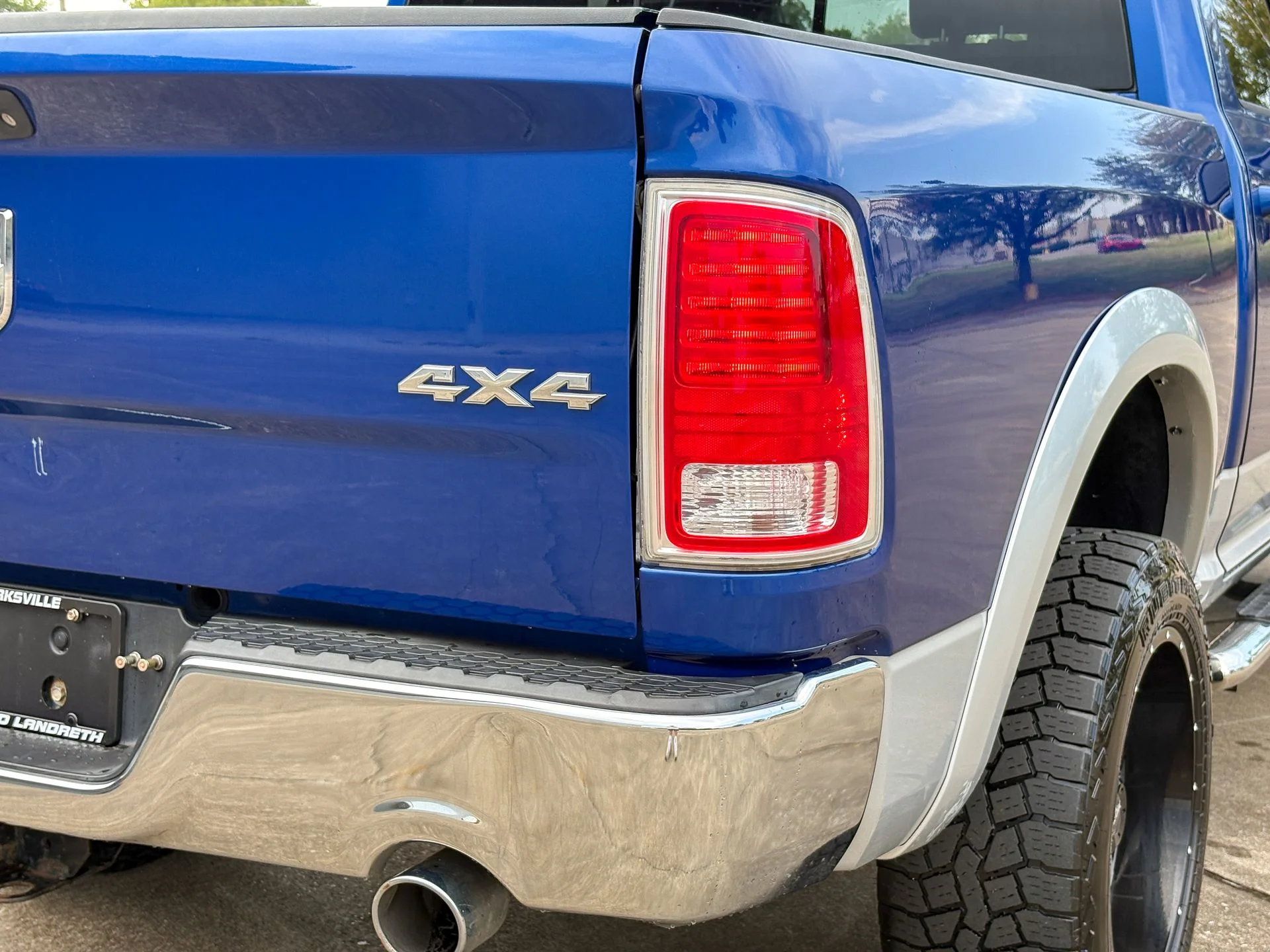 Used 2016 Blue Ram Laramie image 14