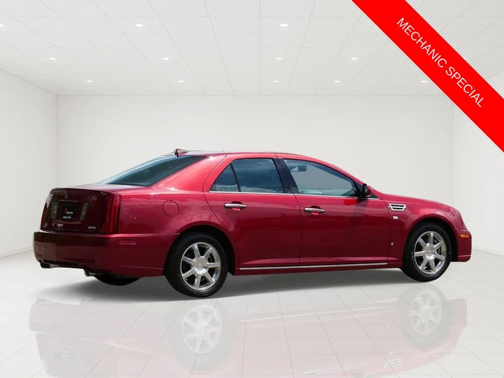 Used 2009 Red Cadillac V8 image 3