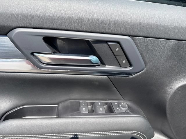 New 2027 Summit White GMC Elevation image 10