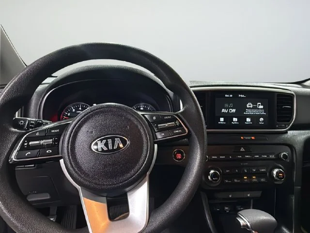 Used 2022 Red Kia LX image 11