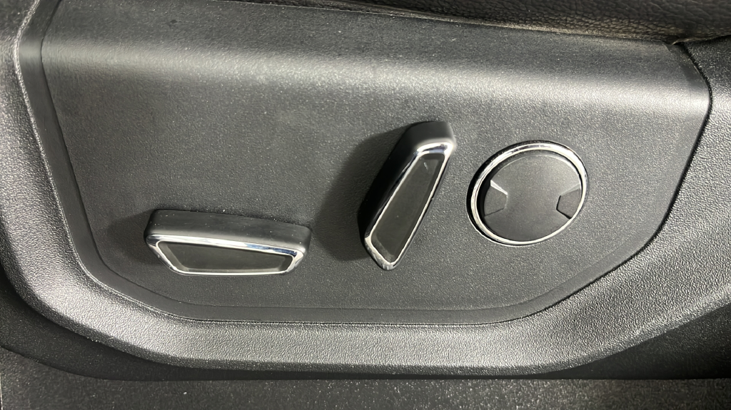 2017 Ford F-150 Lariat - Photo 38