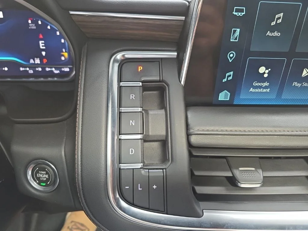 Used 2023 Black Chevrolet High Country image 20