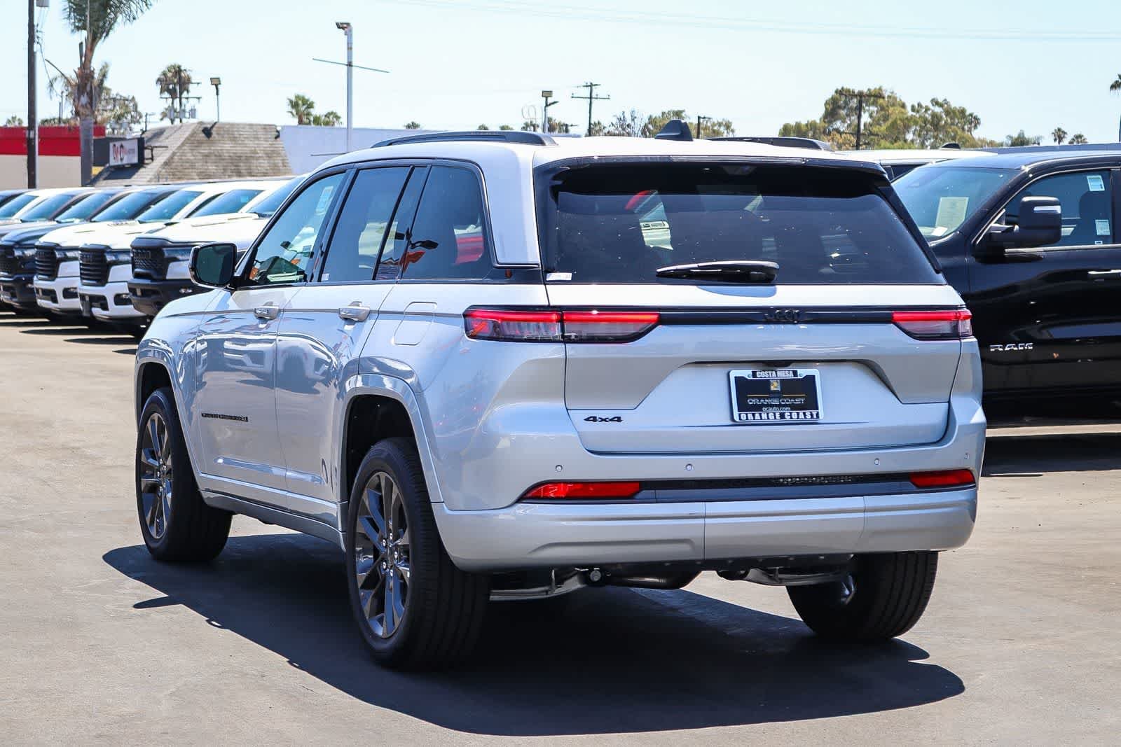 New 2026 Silver Zynith Jeep Limited Reserve image 6
