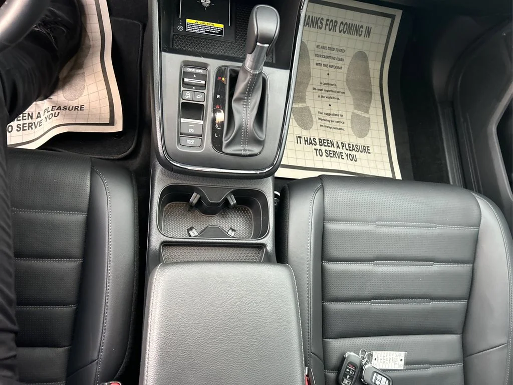 Used 2024  Honda EX-L image 12