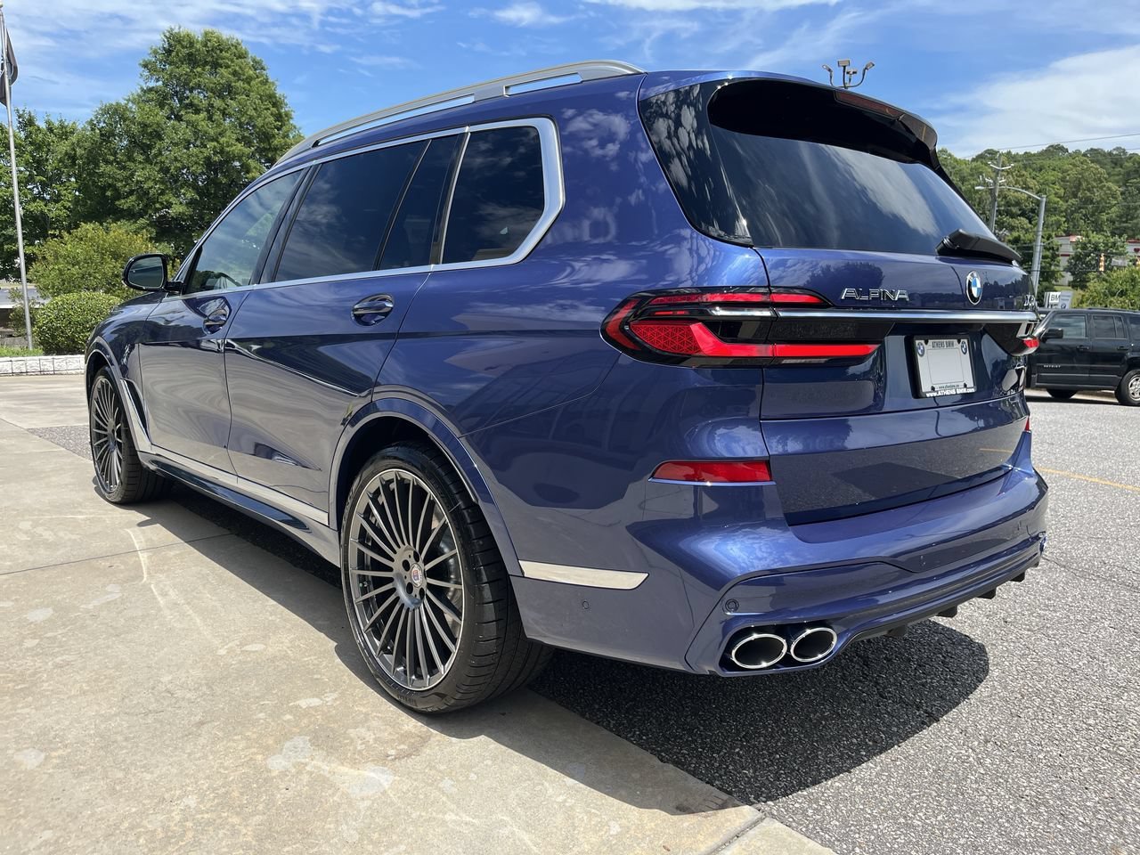 New 2026 ALPINA Blue Metallic BMW ALPINA XB7 image 6