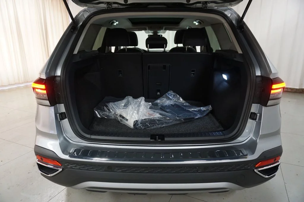 New 2026 Silver Volkswagen 1.5T SE image 24