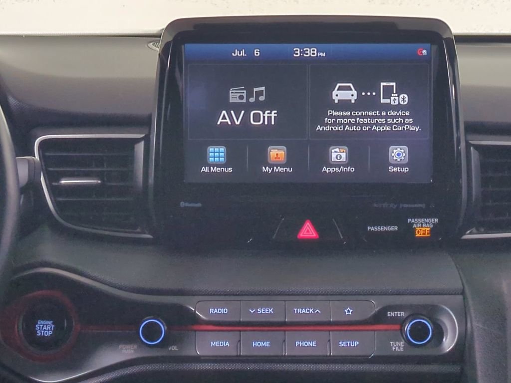 Used 2020 White Hyundai 2.0 Premium image 19
