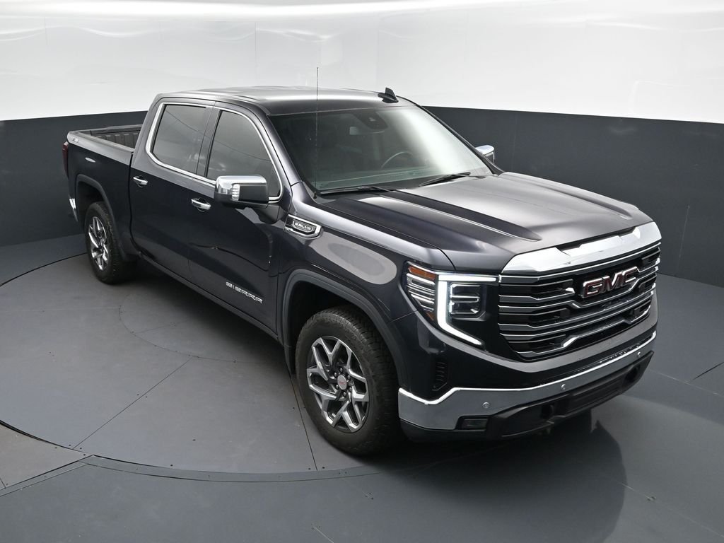 2024 GMC Sierra 4WD Crew Cab Short Box SLT's photo