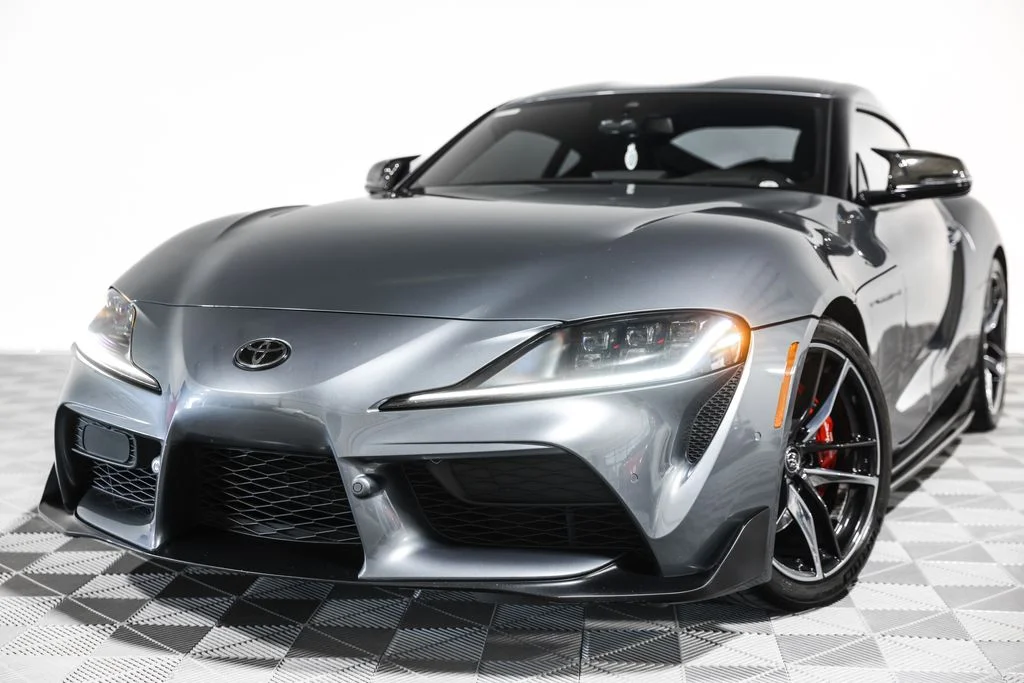 Used 2022 Gray Toyota 3.0 image 12