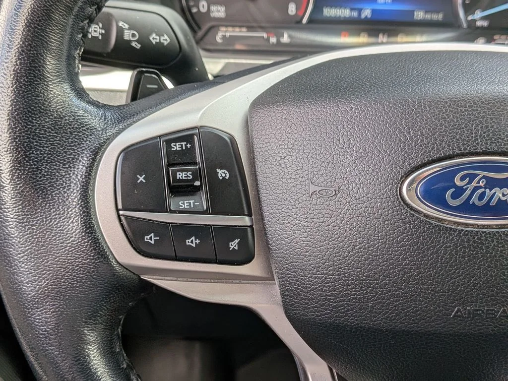 Used 2021 Gray Ford XLT image 18