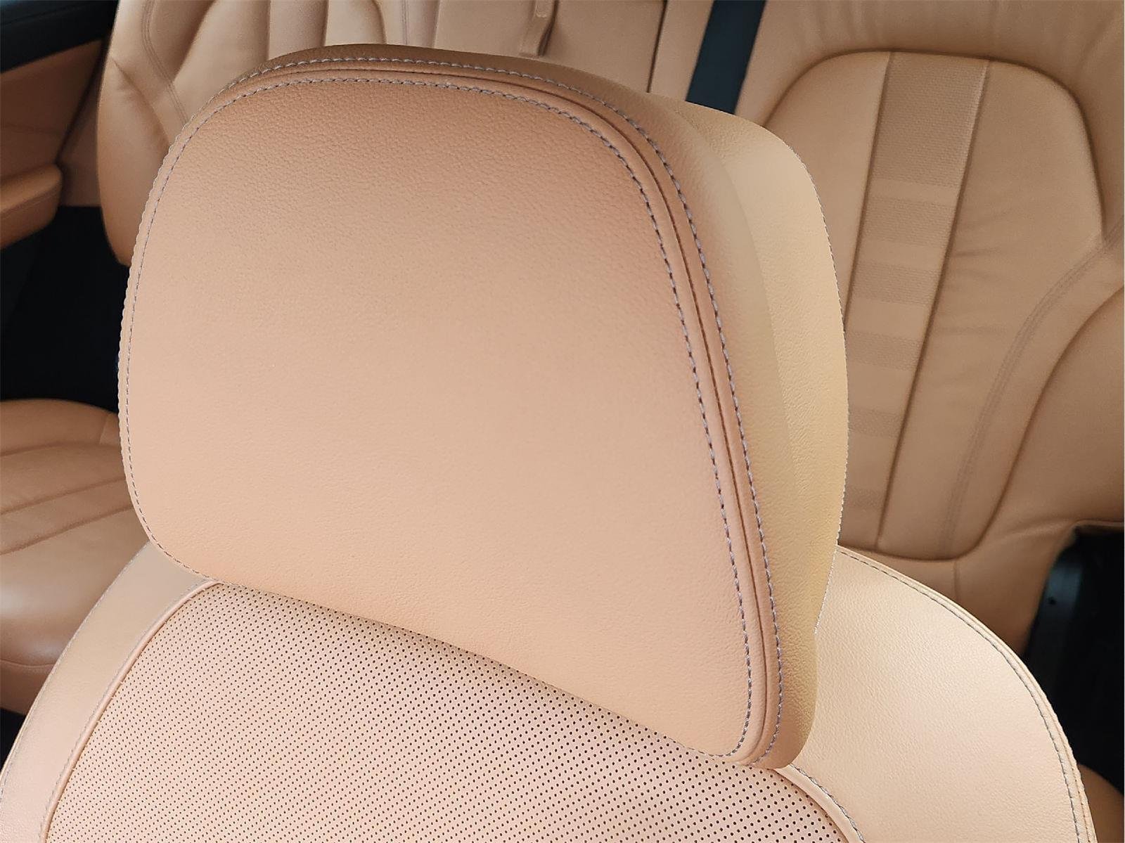2021 BMW X7 photo 15 of 35
