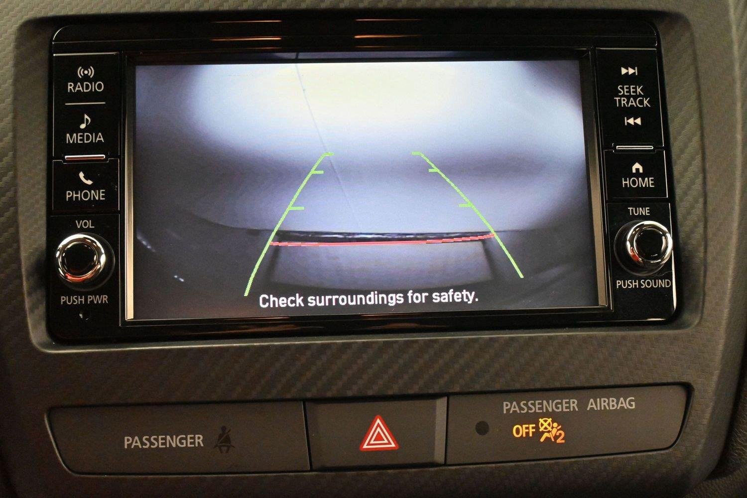 Used 2023 Labrador Black Pearl Mitsubishi ES image 19