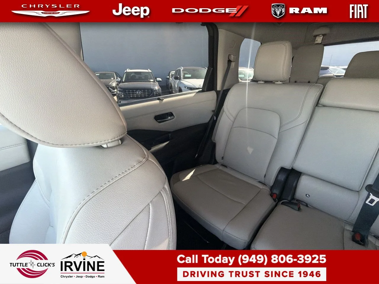 Used 2025 Everest White Pearl Tricoat Nissan SL image 4