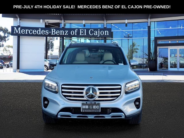 Used 2026 Silver Mercedes-Benz GLB 250 image 3
