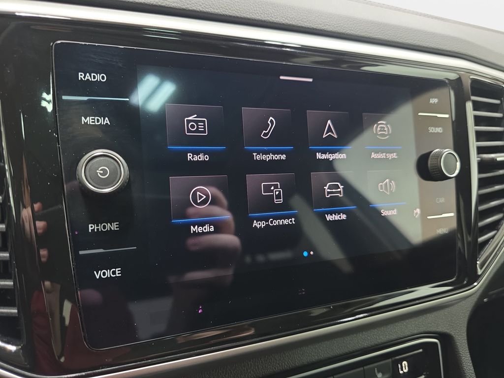 2023 Volkswagen Atlas SE w/Tech - Photo 20