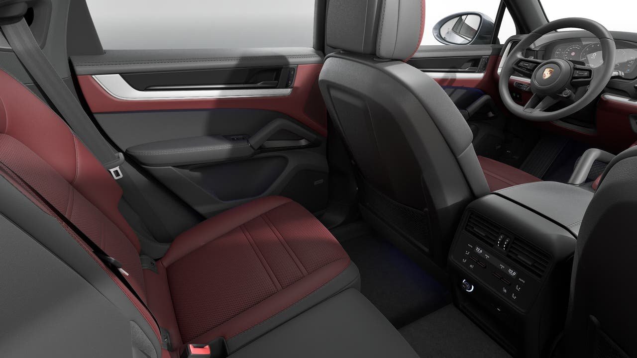 New 2026 Dolomite Silver Metallic Porsche Coupe image 14