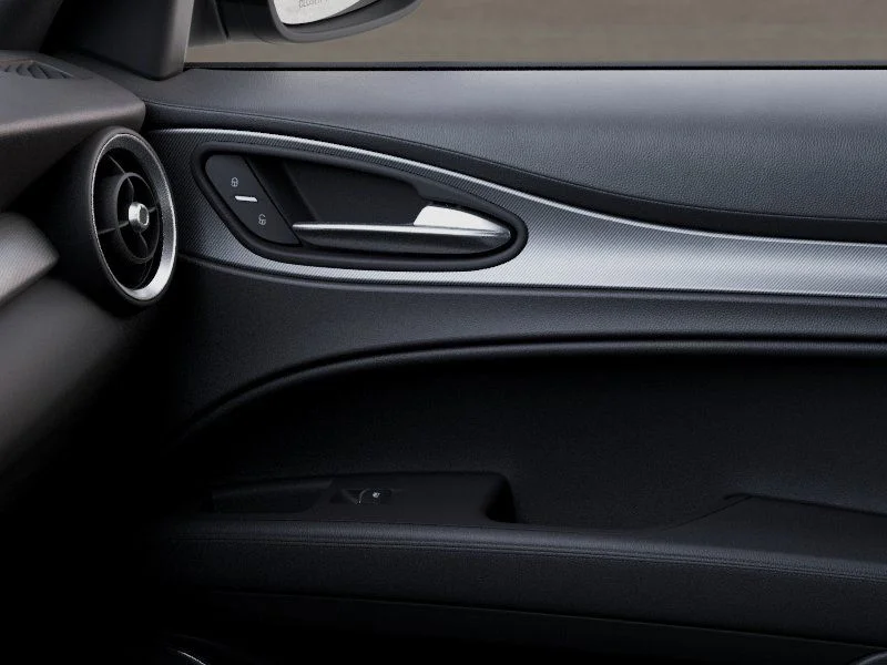 New 2026 Vulcano Black Metallic Exterior Paint Alfa Romeo Base image 26